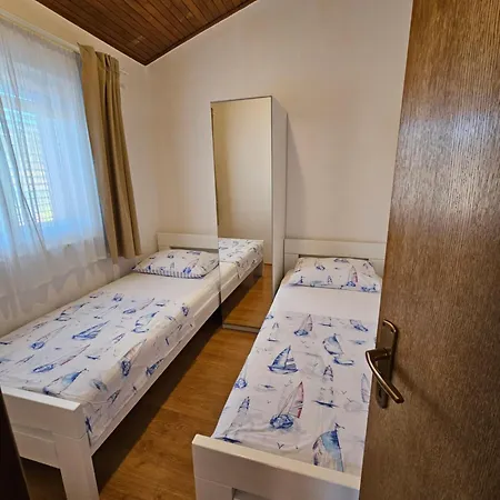 Apartamento Anka Vinišće