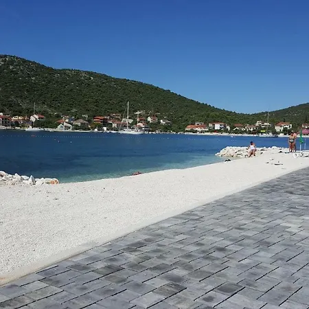 Anka * Vinišće