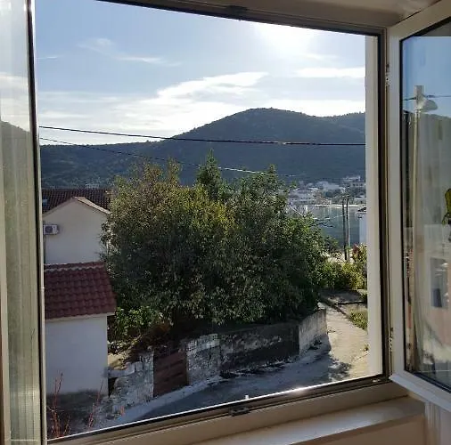 Anka Apartment