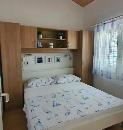 Anka * Vinišće