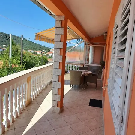 شقة Anka Vinišće