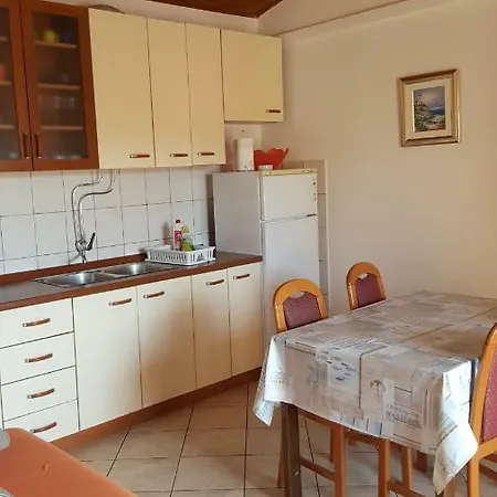 Anka Apartmán Vinišće